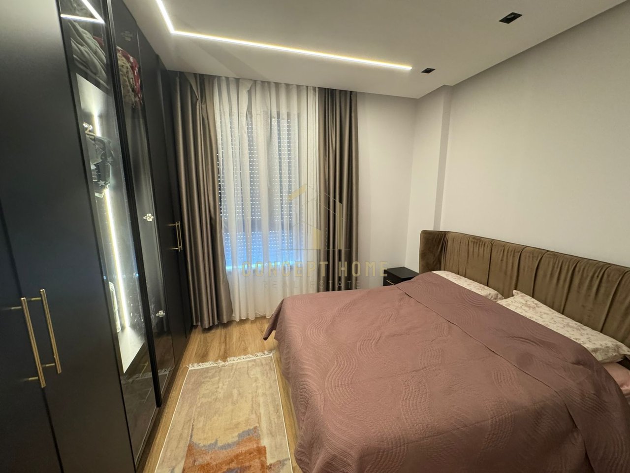 Shitet apartament 2+1 ne Kinostudio