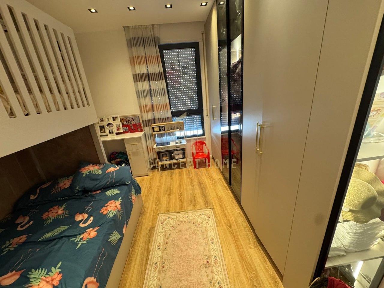Shitet apartament 2+1 ne Kinostudio