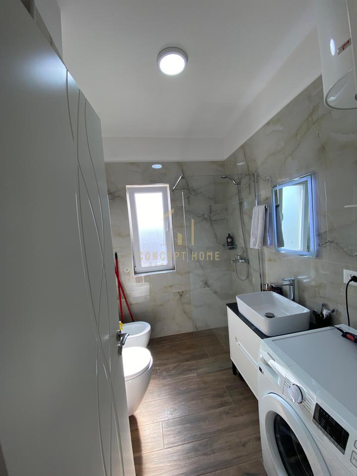 Shitet apartament 2+1 ne Kamez