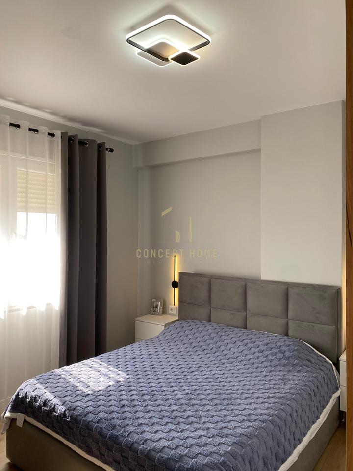 Shitet apartament 2+1 ne Kamez