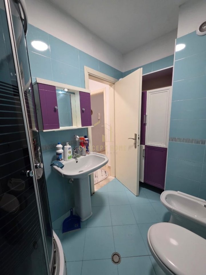 Jepet me qera apartment 2+1 ne Yzberisht