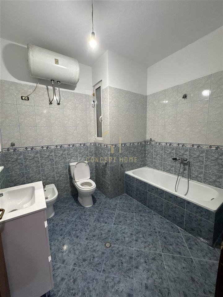 For rent in Private Building 2+1 Near Kodra e Priftit