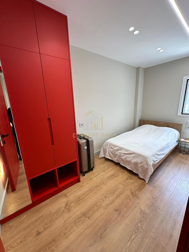 Super Apartament modern 2+1 Me Qira tek Komuna e Parisit, Tiranë - 700€ | 70 m²