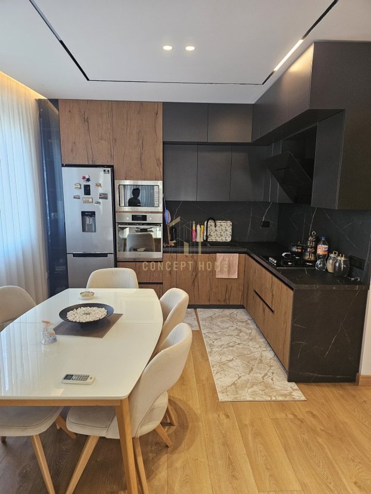 Jepet me qera apartament 2+1 ne Astir