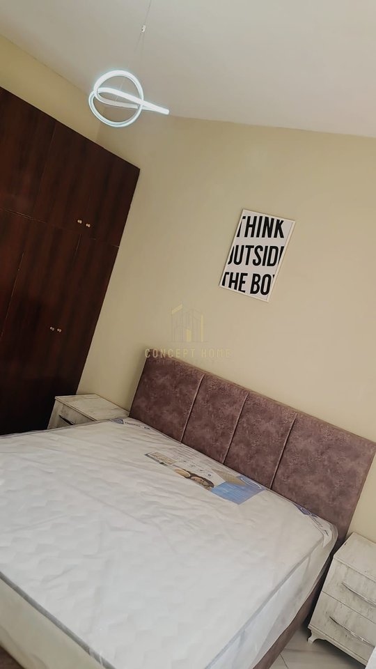 Jepet me qera apartament 1+1 5 Maj