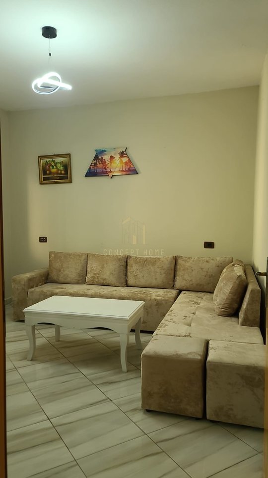 Jepet me qera apartament 1+1 5 Maj