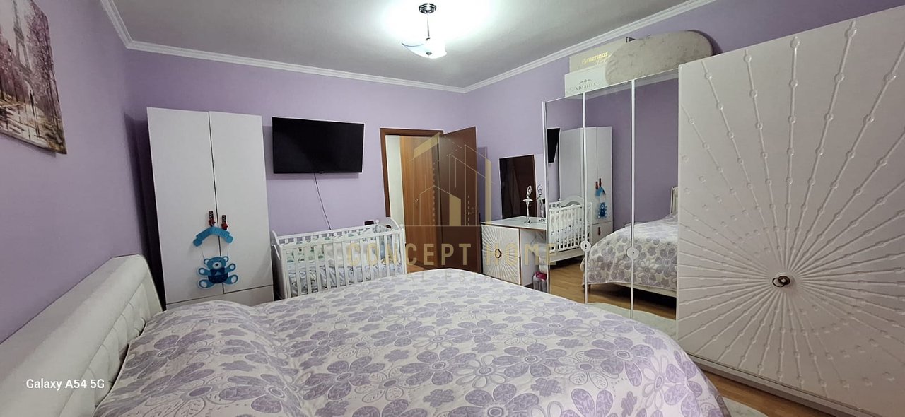 ? Apartament në shitje – Komuna e Parisit