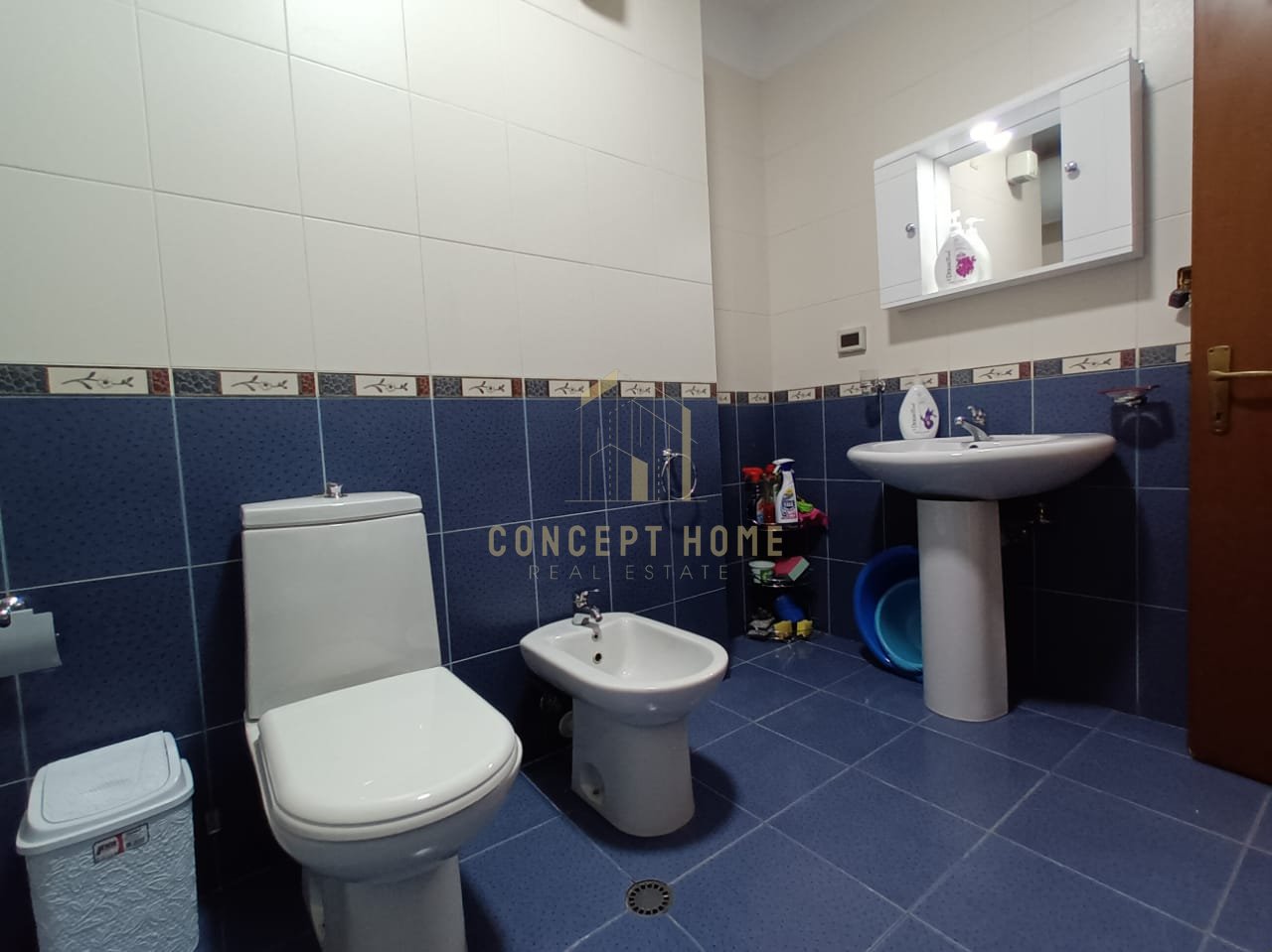 ? Apartament në shitje – Komuna e Parisit