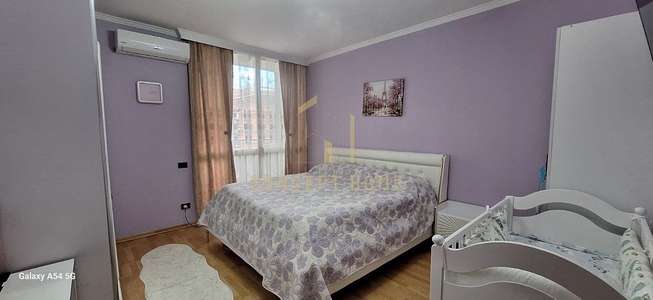 ? Apartament në shitje – Komuna e Parisit