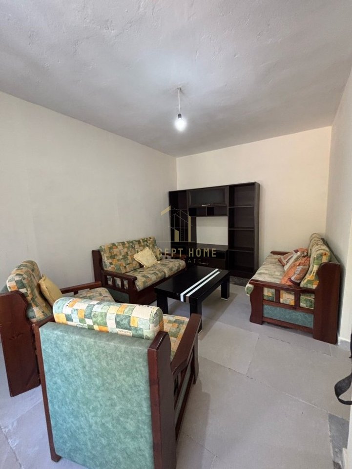 Jepet apartament me qera 2+1 ne Selite