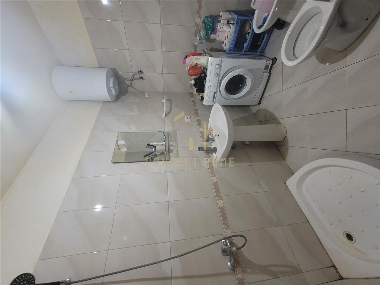 Shitet apartament 2+1+2 ne Astir