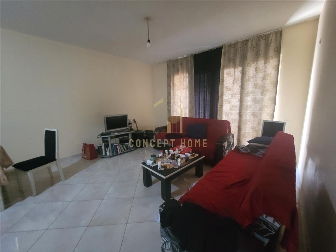 Shitet apartament 2+1+2 ne Astir