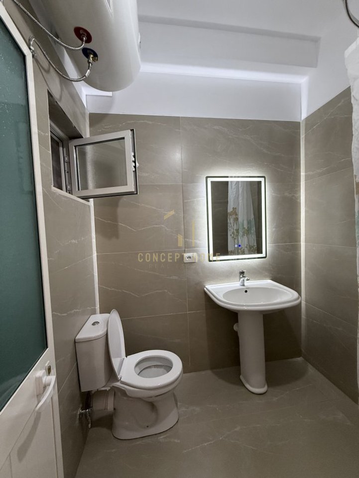 Affittasi 1+1 di una villa privata a Yzberisht.