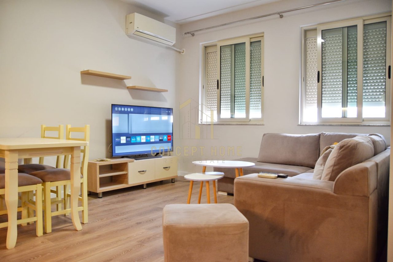Apartment 1+1 for rent in Komune Parisi