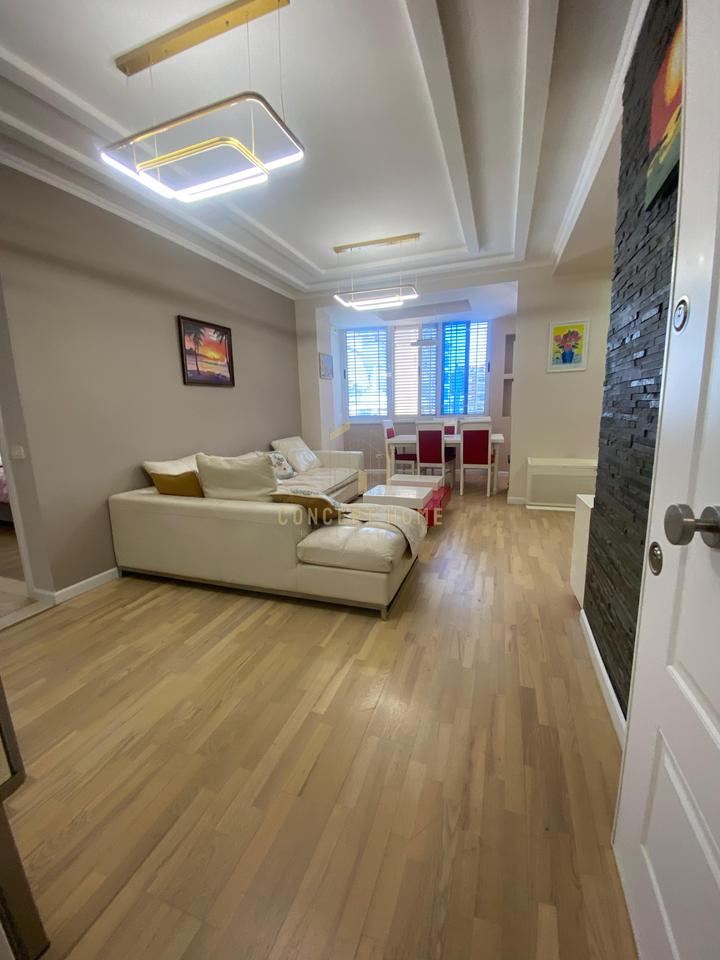 Shitet apartament 1+1 prane Kodra e diellit