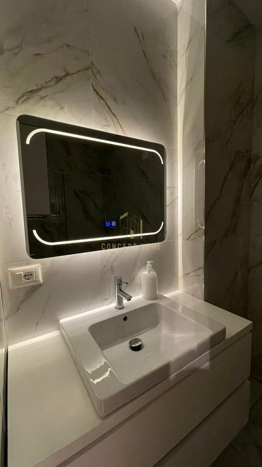 Jepet me qera apartament 1+1 tek Lake View