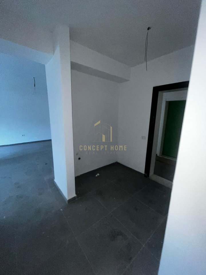 Shitet apartament 2+1+2 tek Rezidenca "Kodra e Diellit 1"