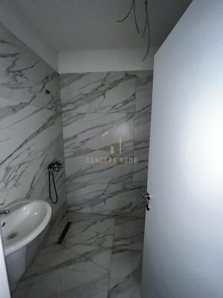 Shitet apartament 2+1+2 tek Rezidenca "Kodra e Diellit 1"