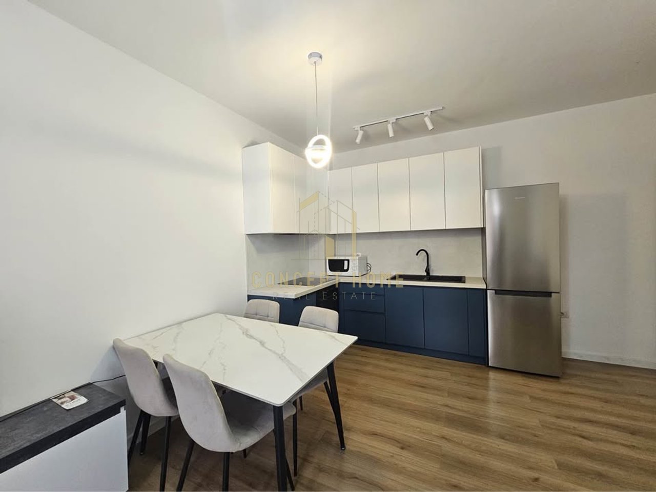 Jepet me qera apartament 3+1 tek Ish Fusha Aviacionit