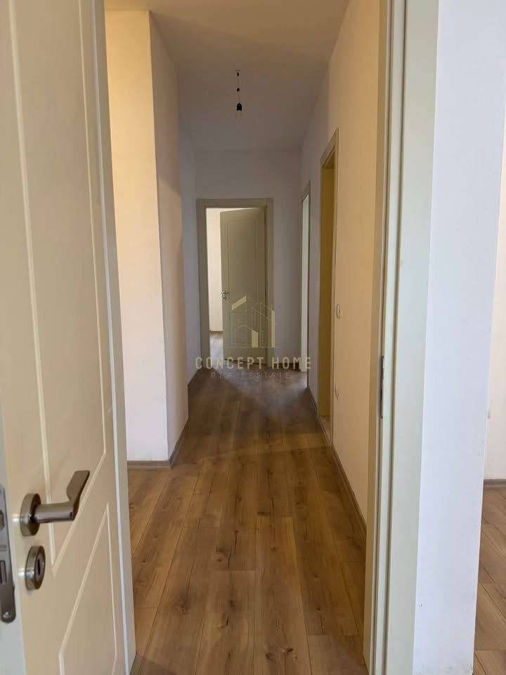 Shitet Apartament 2+1+2 ne Kinostudio