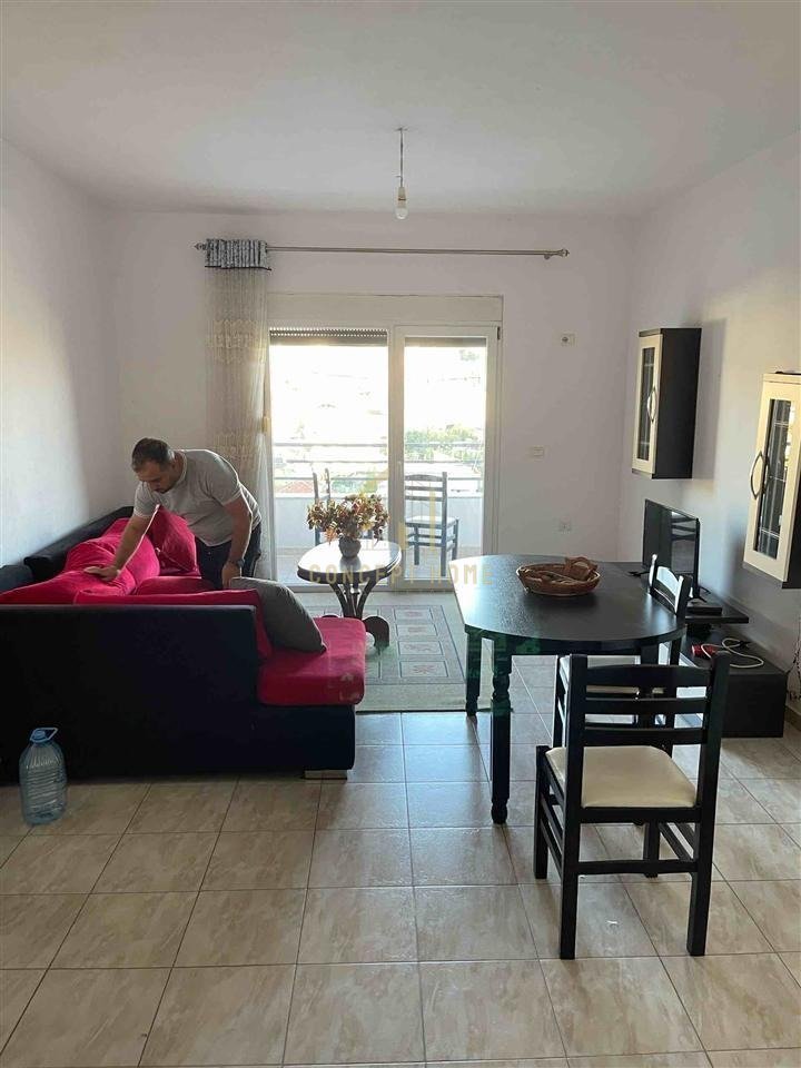 1+1 apartment for rent in Yzberisht