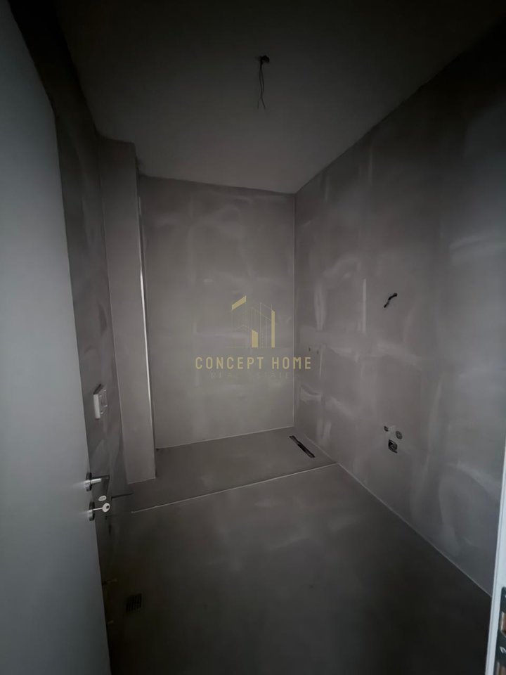 Shitet apartament 3+1 tek Ish Fusha Aviacionit "Turdiu"