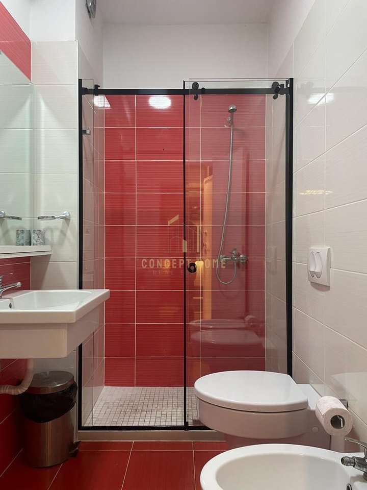 Apartament 1+1 Me Qira tek Rruga e Kavajes, Tiranë - 1200€ | 67 m²