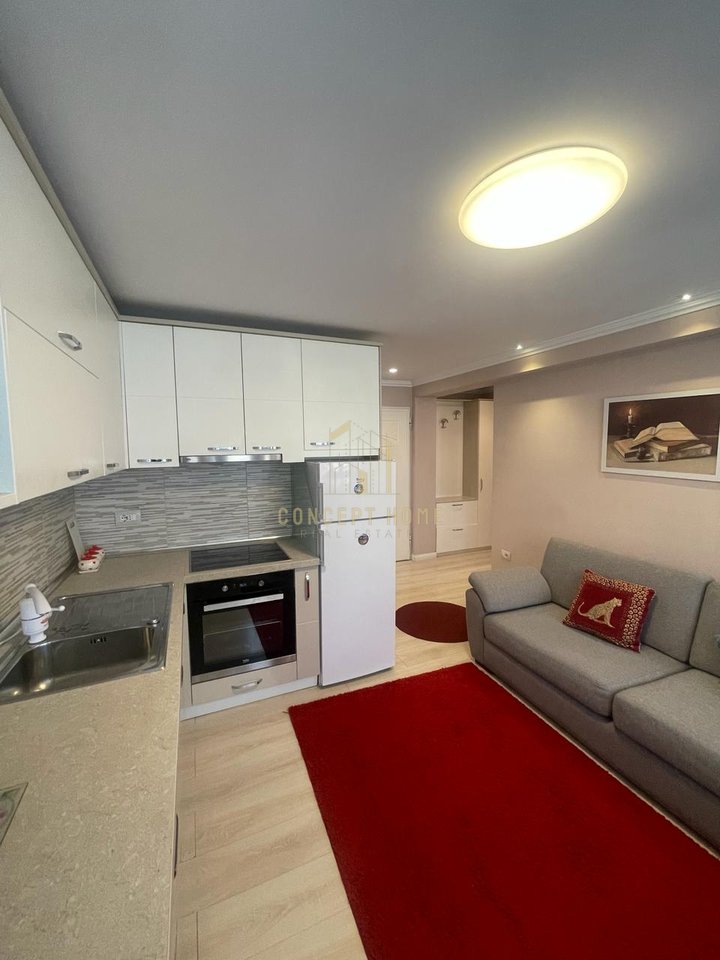 Apartament 1+1 Me Qira në 9 Katëshet, Tiranë - 900€ | 60 m²