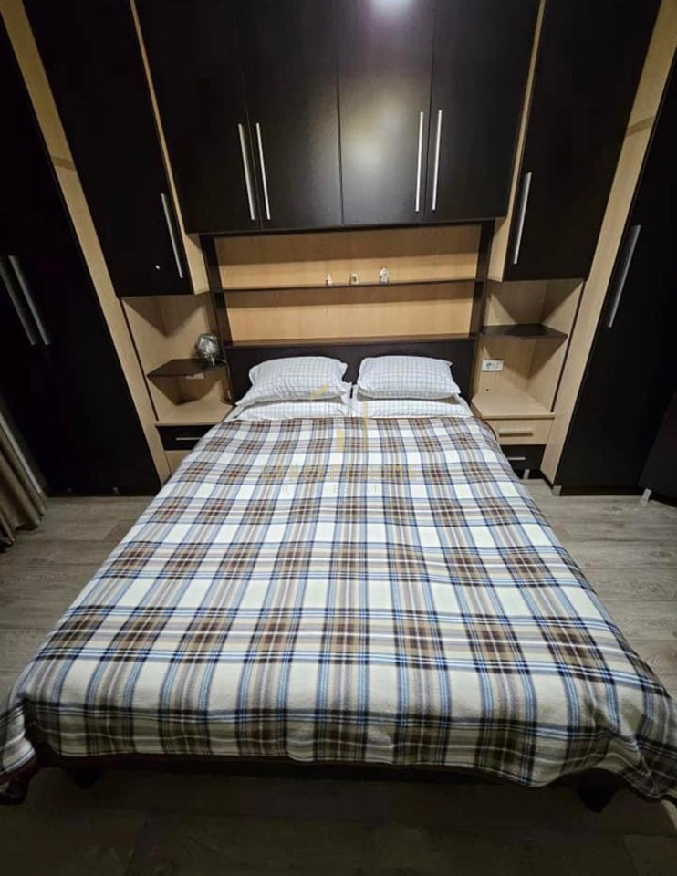 Jepet me qera Apartament 2+1 ne Bllok