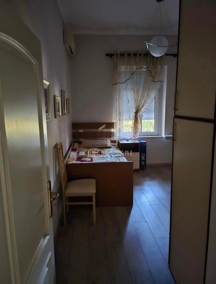 Jepet me qera Apartament 2+1 ne Bllok