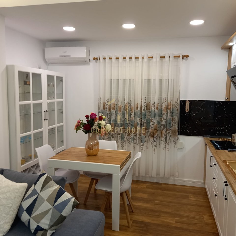 Jepet me qera apartament 1+1 tek Rruga kosovareve