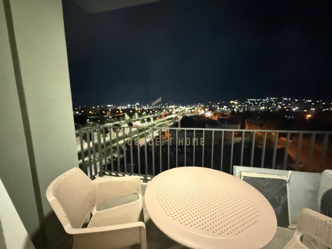Jepet me Qera Apartament 1+1 tek Bulevardi i Ri