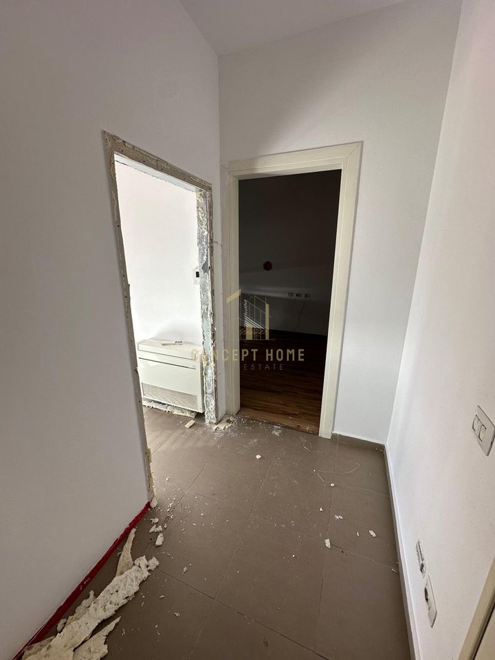 Apartament 1+1 Me Qira Për Zyra tek Zogu Zi "Ring Center" , Tiranë – 1000€ | 85 m²