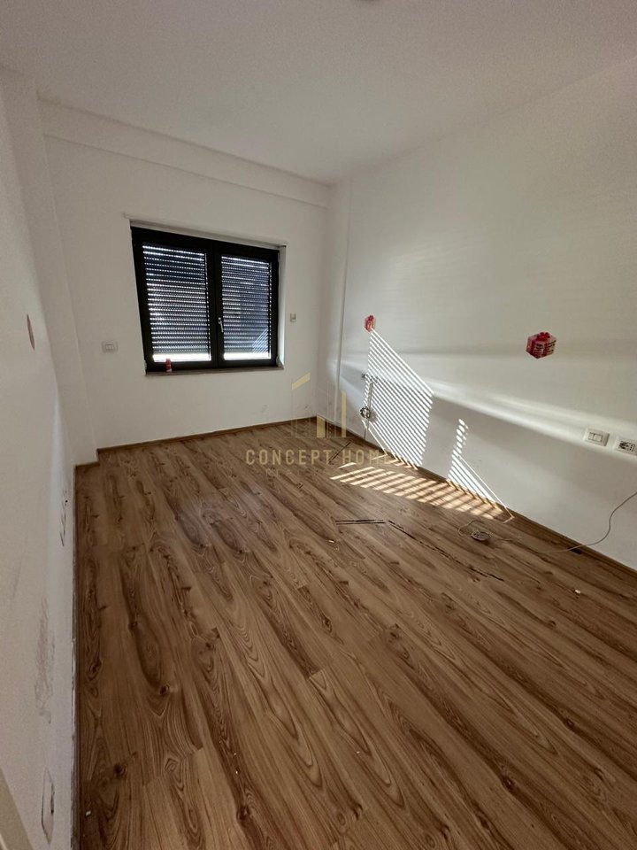 Apartament 1+1 Me Qira Për Zyra tek Zogu Zi "Ring Center" , Tiranë – 1000€ | 85 m²