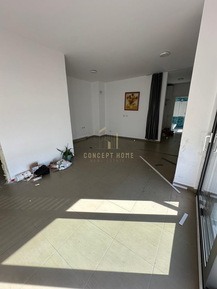 Apartament 1+1 Me Qira Për Zyra tek Zogu Zi "Ring Center" , Tiranë – 1000€ | 85 m²