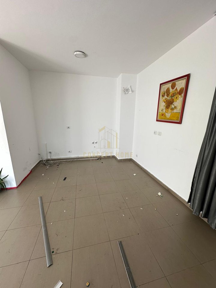 Apartament 1+1 Me Qira Për Zyra tek Zogu Zi "Ring Center" , Tiranë – 1000€ | 85 m²
