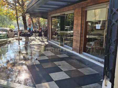 Jepet me qera Lokali ne Fresk