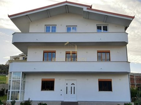 Jepet me Qera  Vile 3 kate ne Mjull Bathore