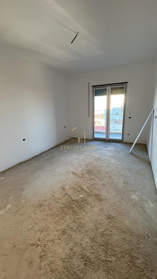 Appartamento 2+1 in vendita a Kamez