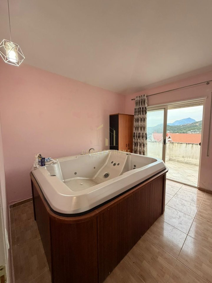 2+1+2 Apartment For Sale in Fresk, Tirana - 175,000€ | 152 m²