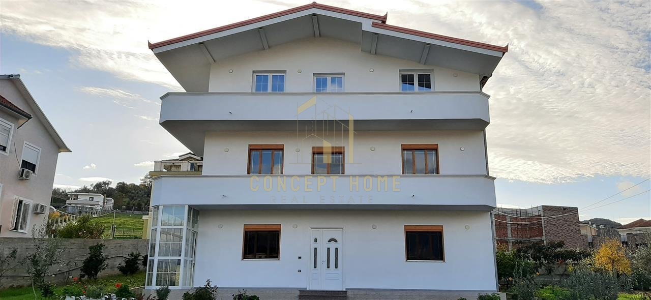 Jepet me Qera  Vile 3 kate ne Mjull Bathore