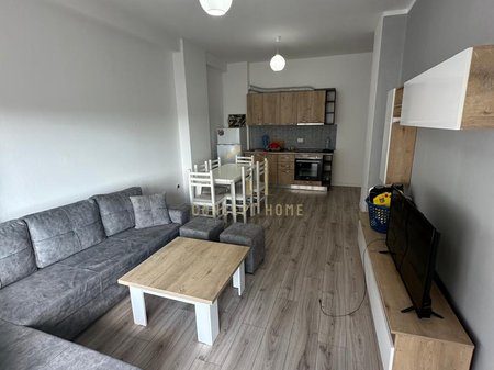 Apartament 2+1+2 Me Qira në Kamëz - 45.000 / leke muaji| 114 m²