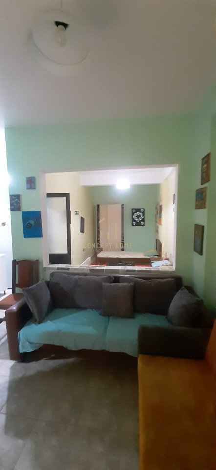 Shitet apartament 1+1 Ne Durres