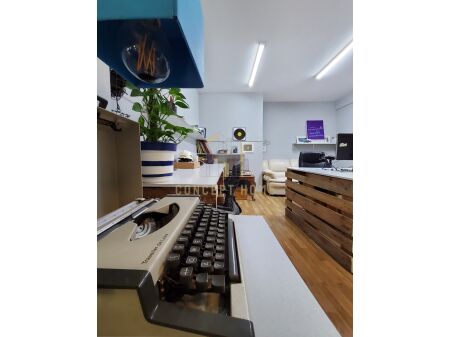 Business premises for rent at the Train Station