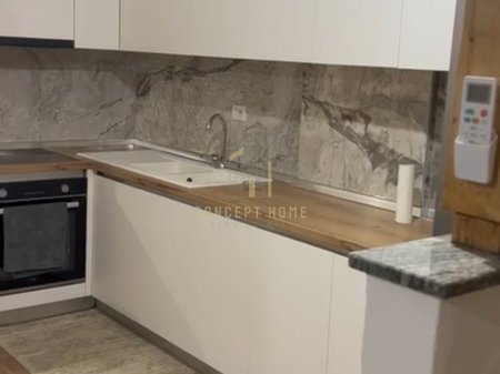 2+1 apartment for rent in Shkoze