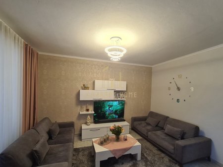 Appartamento in affitto 1+1 a Brryl