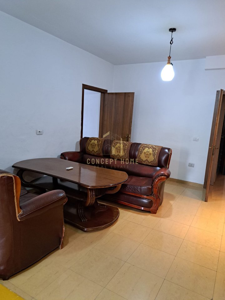 Apartament 2+1 Me Qira në Rrugën e Elbasanit, Tiranë - 600€ | 90 m²