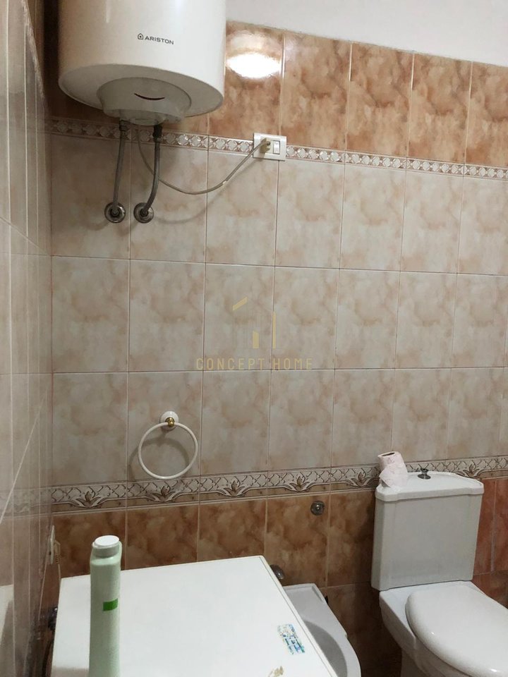 A 2+1 apartment is for rent near Mine Peza.