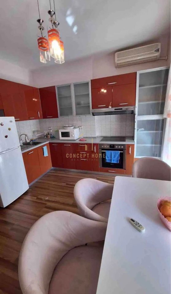 Vendesi appartamento 2+1 a Myslym Shyr.