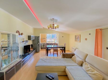 Appartamento 2+1 in affitto a Vasil Shanto, Tirana - 65.000 lek/mese | 110 m²